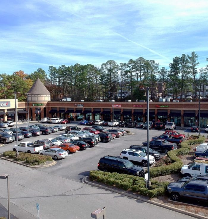 Mountain Brook Plaza Space For Lease in Mountain Brook, AL