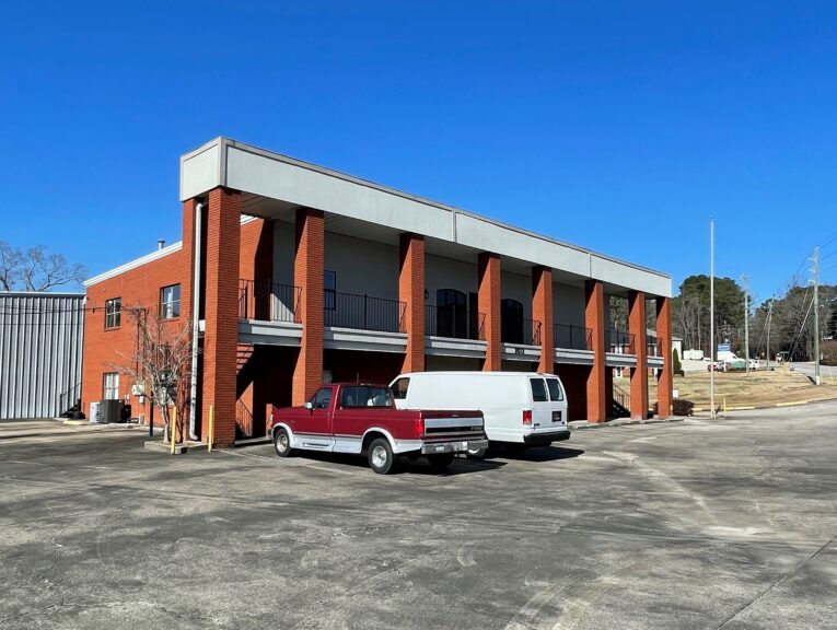 3,600 SF Office Space For Lease Old Montgomery Highway Pelham AL