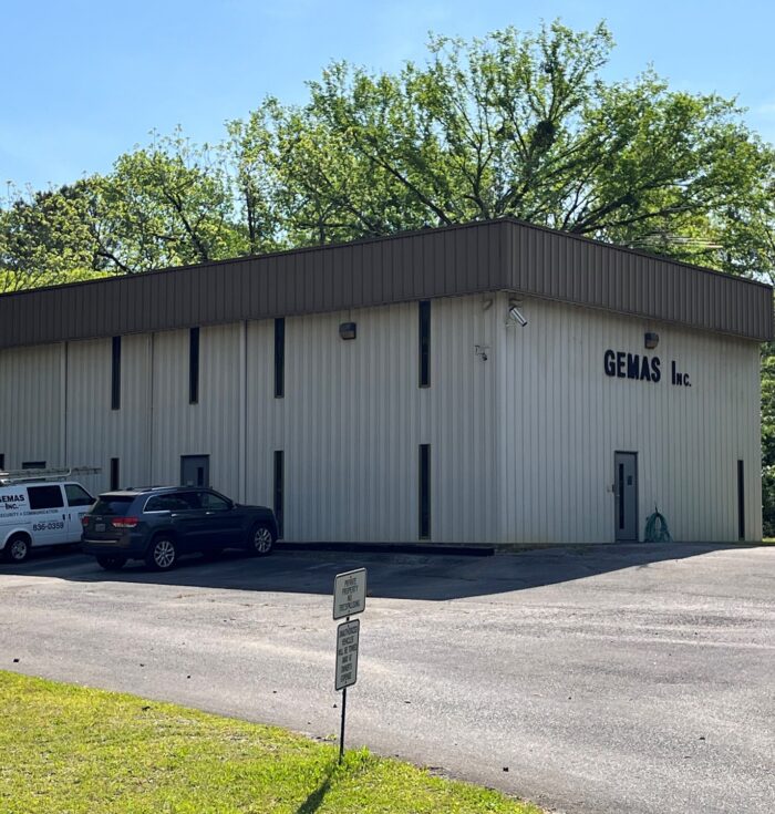4,200± SF Office Warehouse Building For Sale Irondale, AL