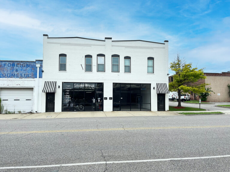 1,500 SF Downtown Birmingham Retail Space For Lease